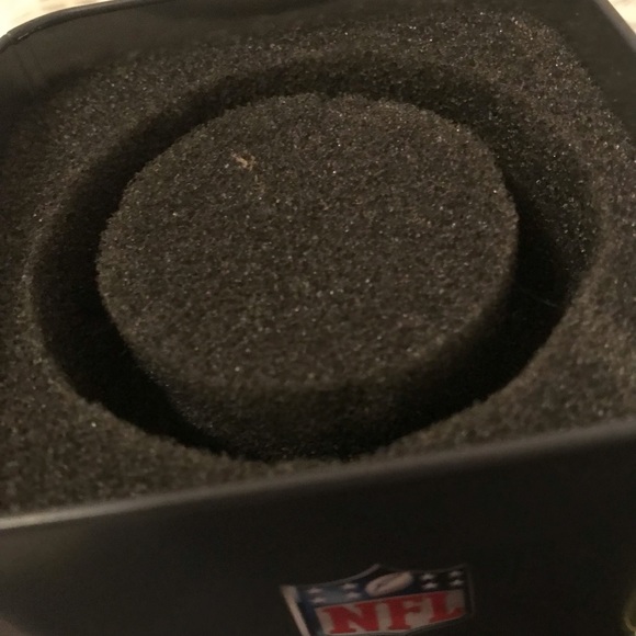 Fossil Dallas Cowboys charm bracelet watch - Picture 6 of 8